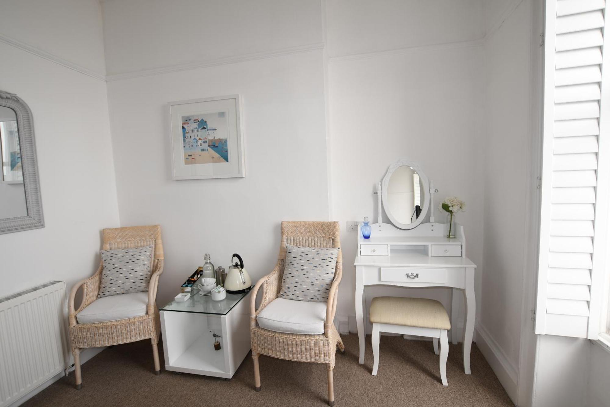 No. 98 Boutique Hotel Веймут Номер фото